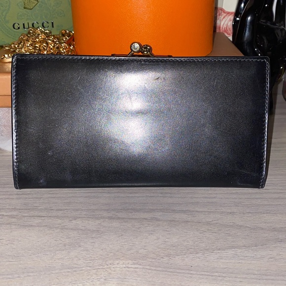 CELINE BLACK LEATHER HORSE AND CARRIAGE KISSLOCK VINTAGE WALLET - Picture 5 of 9